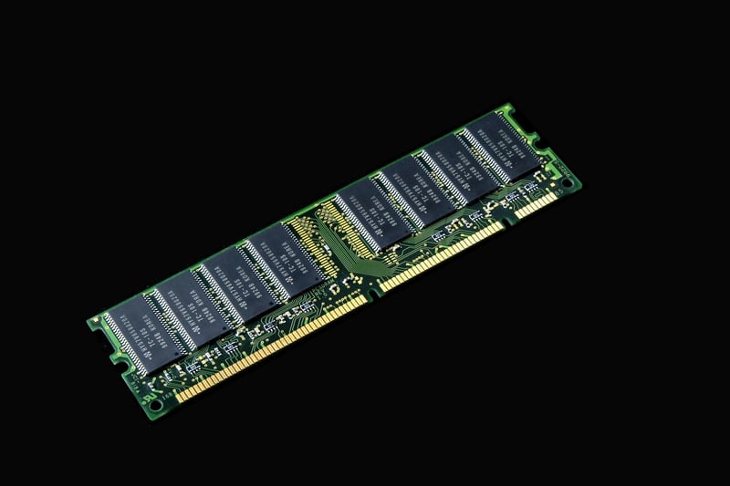 Quantum Memory Device